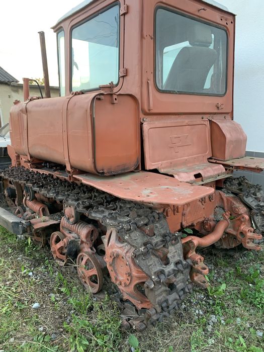 Трактор гусеничний бульдозер дт75