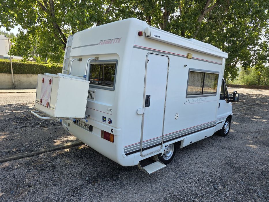 Autocaravana Fleurette Le Morillon 2.5D | 5 Lugares | Cama de Teto | Toldo