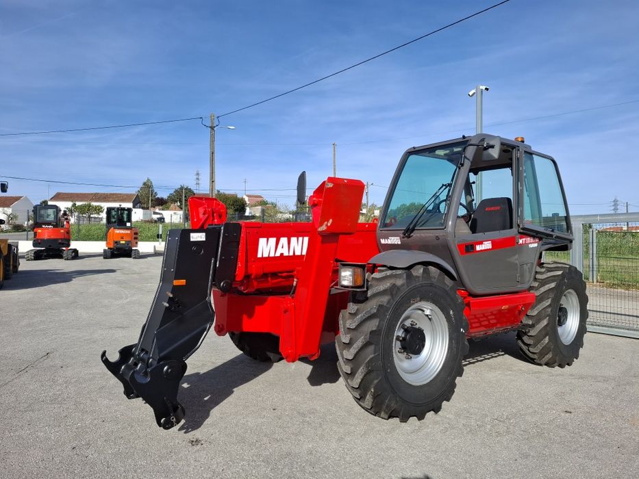 Manitou telescópico 1337 com matrícula