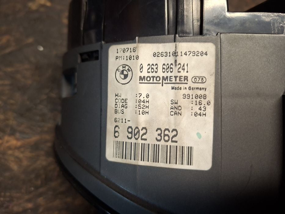 Licznik BMW e46 316i 318i benzyna R4 ramki CHROM