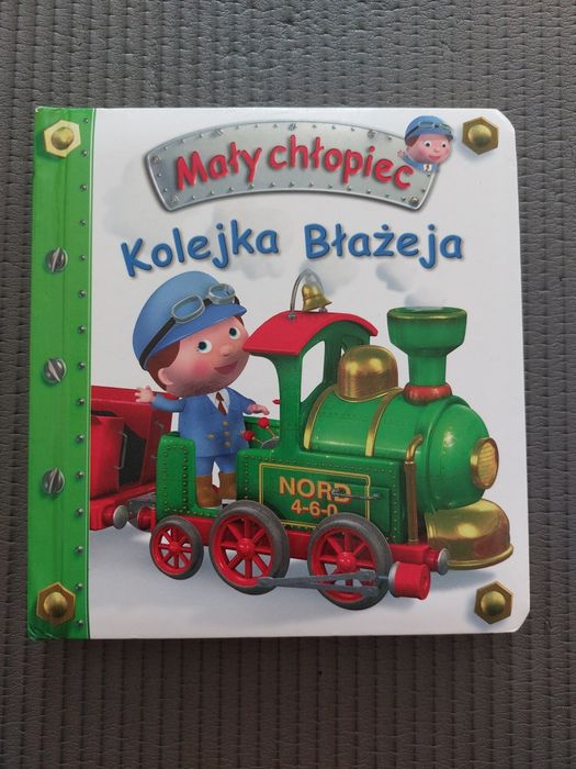 Mały chłopiec kolejka Błażeja