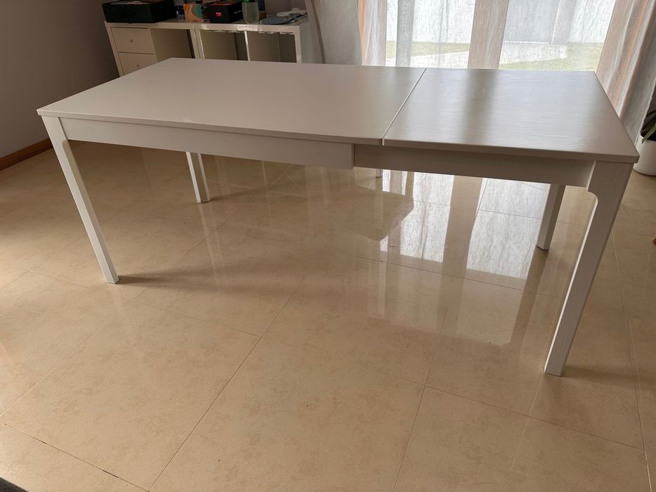 Mesa de jantar extensível444248301755453442