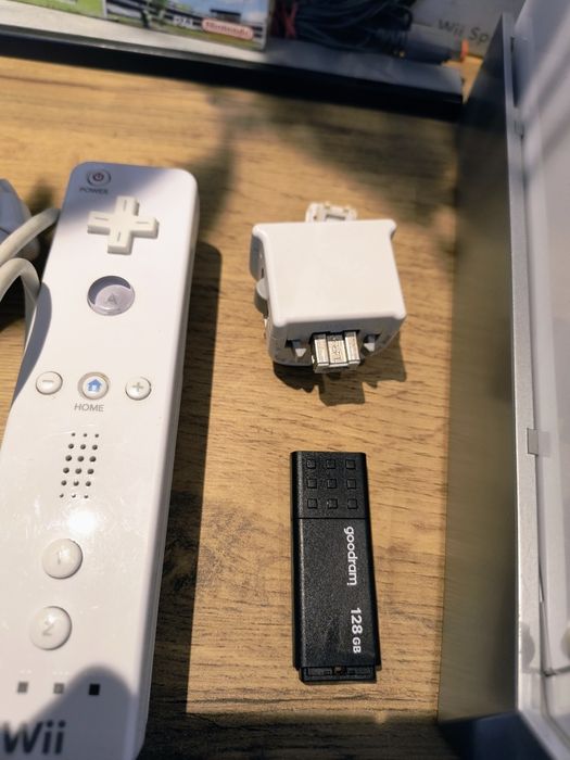Wiiセット 楽天市場】【ソフトプレゼント企画！】Wii 本体 すぐに遊べるセット 3
