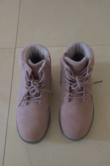 Botas de criança cor de rosa