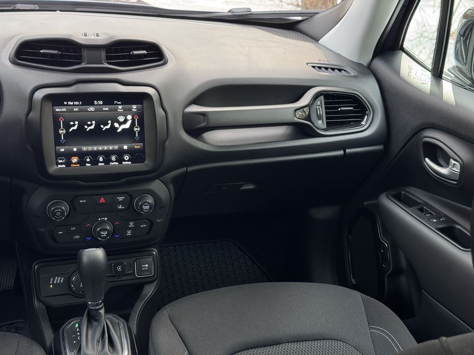 Jeep Renegade Altitude, 2023 року, 1.3 бензин, автомат, 4х4 , 27т.км.