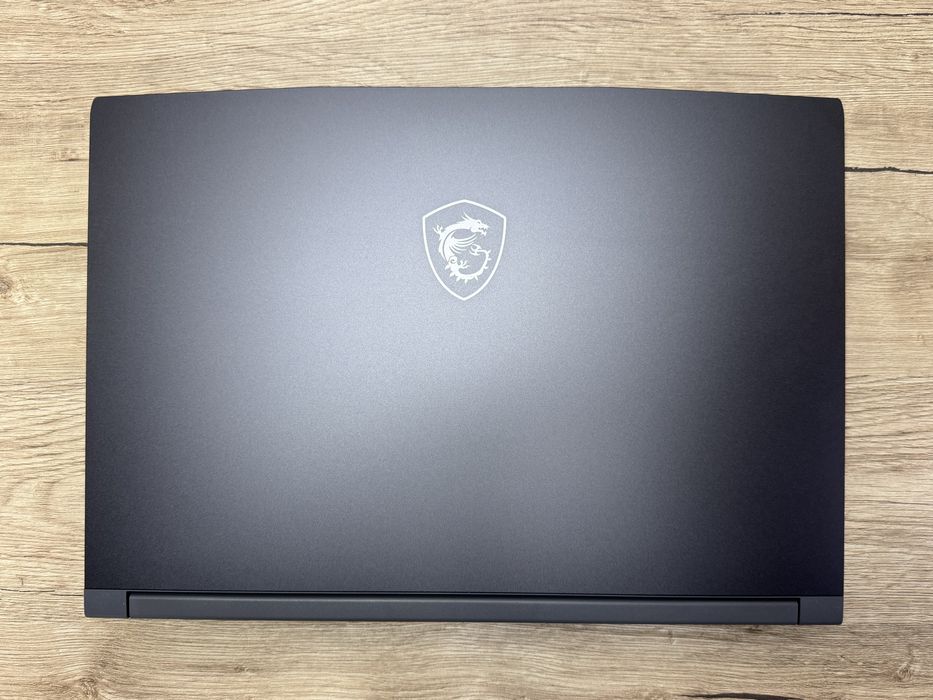MSI Thin 15 B13VE / i5-13420H / RTX 4050 6GB / 16GB RAM / SSD 1TB