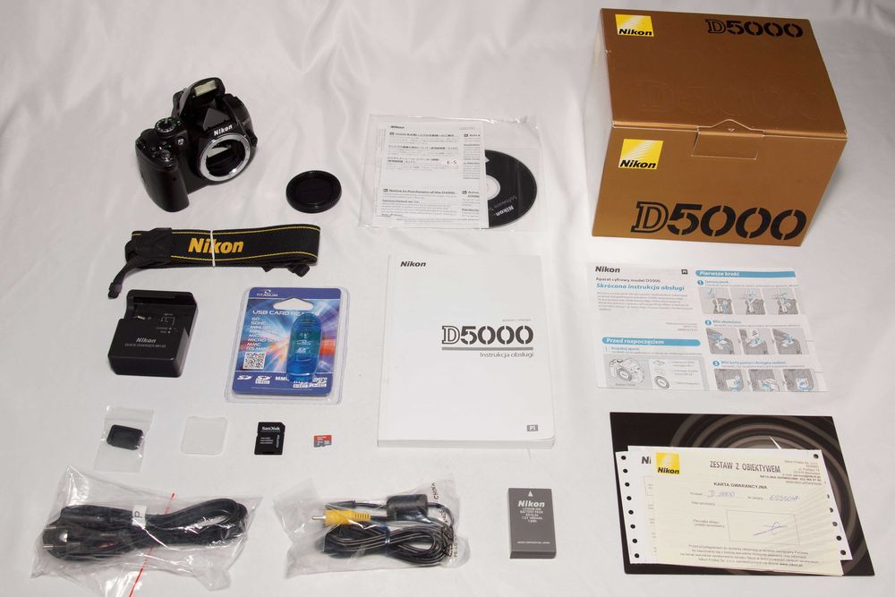 Aparat NIKON D5000 12.3Mpx Body 8.927 zdjęć BOX + 16GB # Gwarancja FV