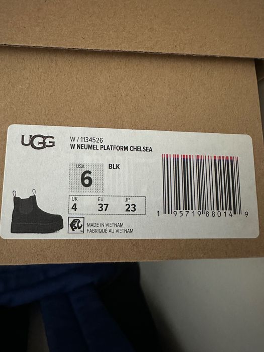 Взуття жіноче Уггі