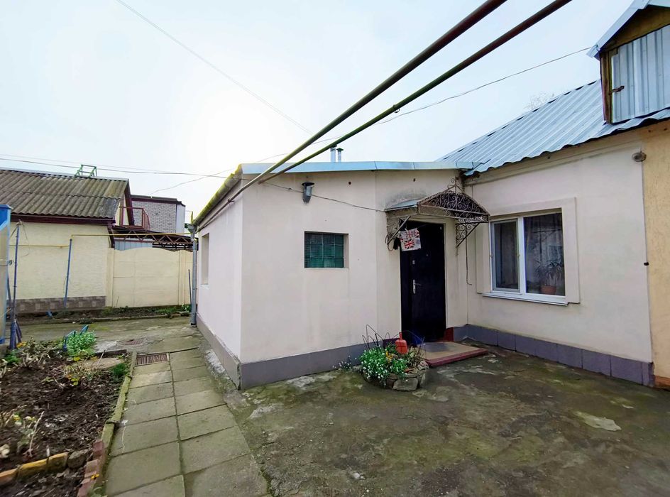 Півдому 62 м2 центр 1 Слобідська Ковальська газ санвузол великий двір