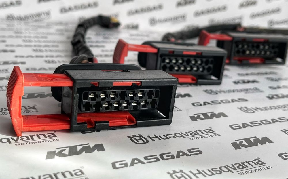 Wtyczka dmuchawy wentylatora opornika Vivaro Trafic Primastar złączka