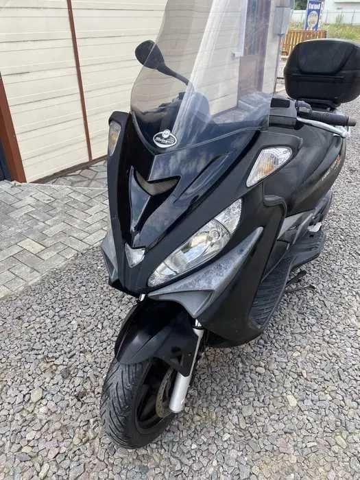 Продам скутер Малагуті Медісон RS 250 ie 3