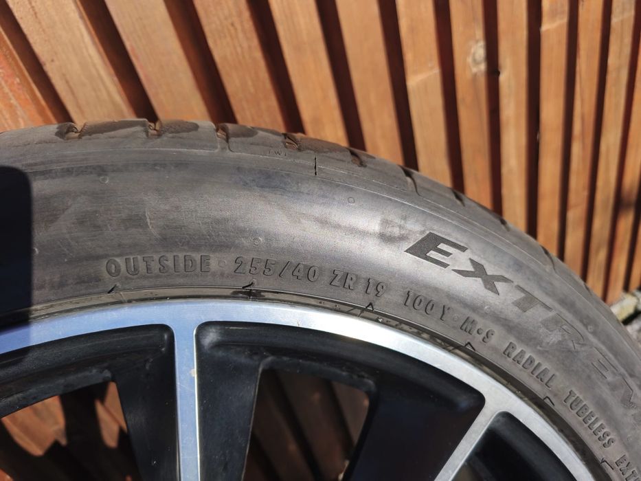 Jantes 19 5×114.3 Ford Mustang Nissan pneus 255/40R19
Possível envio