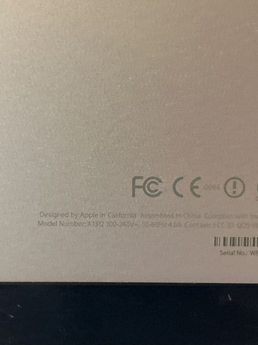 Primeiro modelo iMac de 27” A1312443860838924963844