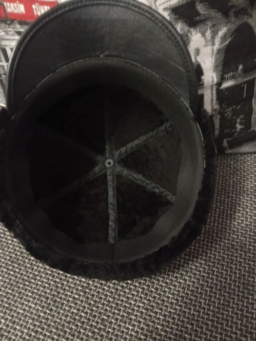 Шапка мужская кожаная