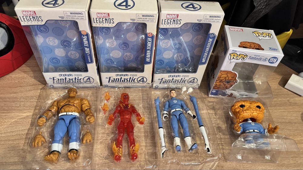 Figurki f4 +funko pop