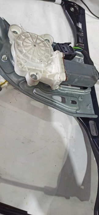 Elevador Frente Mercedes W203