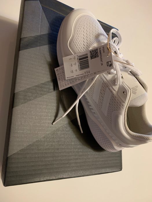 Sapatilhas Adidas Novas