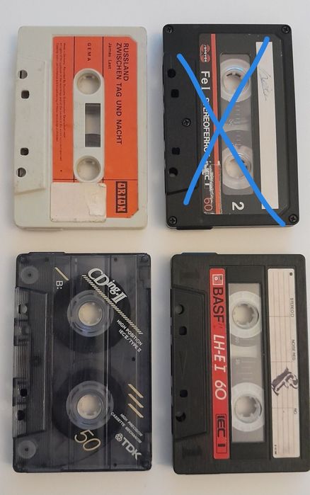 Várias cassetes antigas