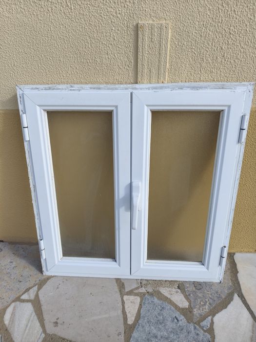 Janela 80x80 vidro fosco / martelado