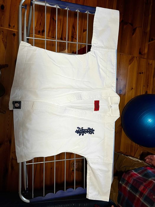 sprzedam kimono do karate