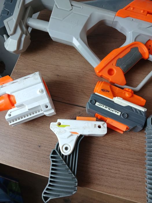 Sprawne pistolety nerf