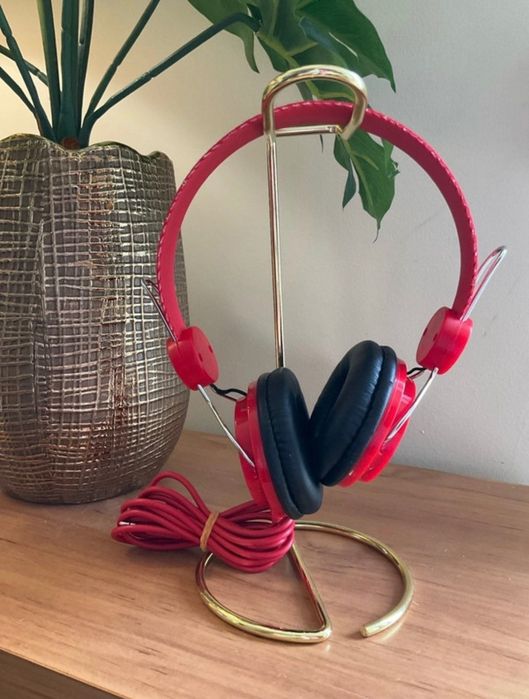 Headphones AEG vermelhos