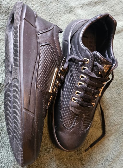 Buty czarno złote rozmiar 42