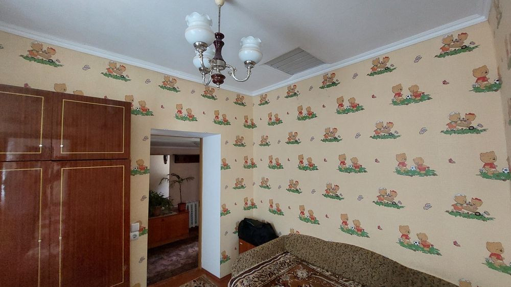 Продам будинок. Вул.Старицького,32.