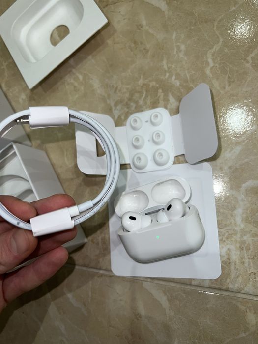 Купити AirPods Pro 2 TYPE-c, lighting ANC 2025 + ПОДАРУНОК
