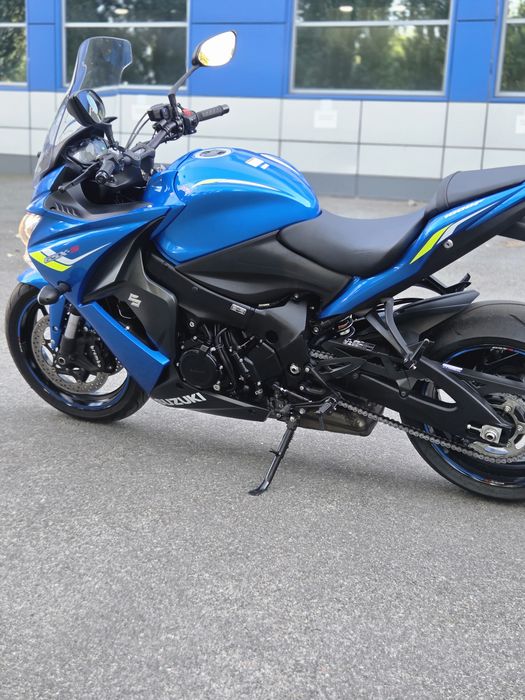 Мотоцикл SUZUKI  GSX-S1000F з Японії
