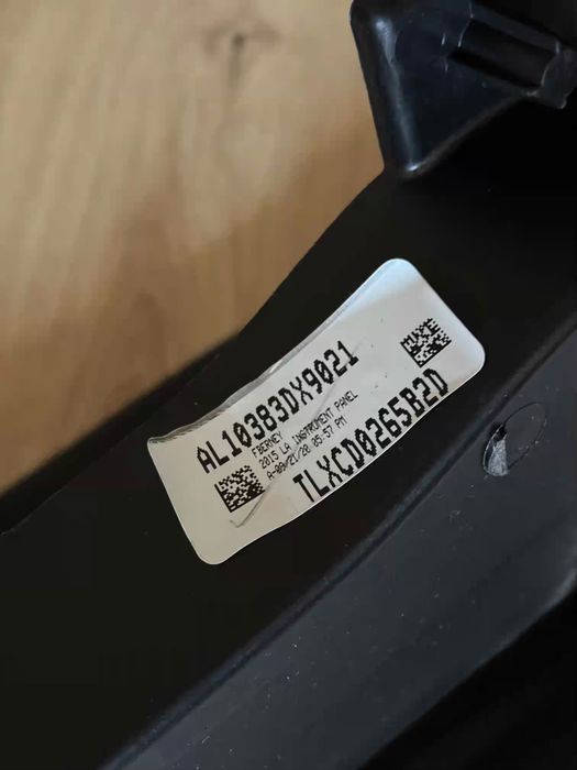deska rozdzielcza Dodge challenger oryginalna bezwypadkowa bez wystrzału