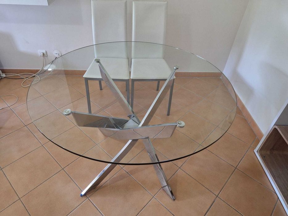 Mesa de jantar com 6 cadeiras de jantar em vidro temperado