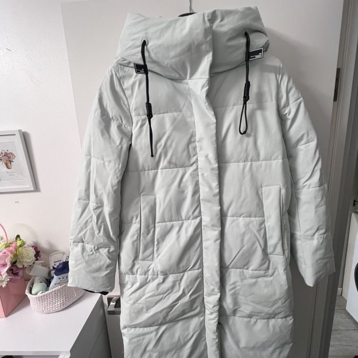 Жіноча зимова куртка-пуховик Toumy