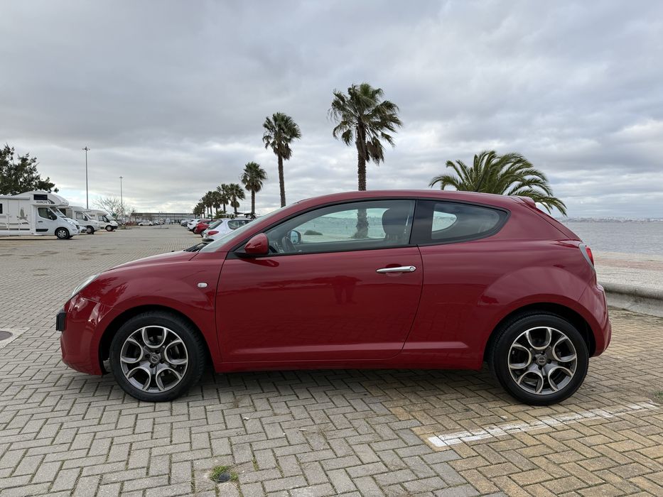 Alfa Romeo 1.3 Diesel com 208,000km 2011 aceito retoma
