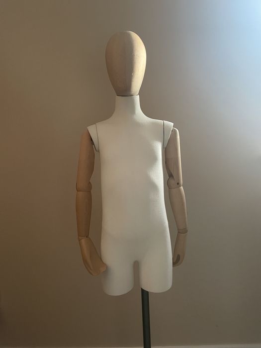 Manekin sklepowy dziecieccy