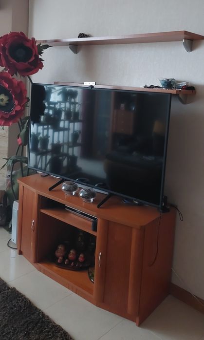 Movel para TV com prateleiras