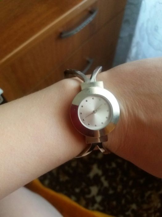 Женские часы