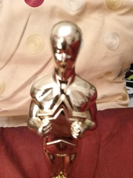 Deseja ganhar um oscar?Estatueta Oscar-10E.-Bengala Vintage-10EDesde2E