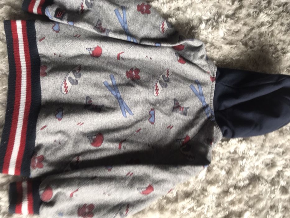 Sweater de menino em bom estado da Mayoral