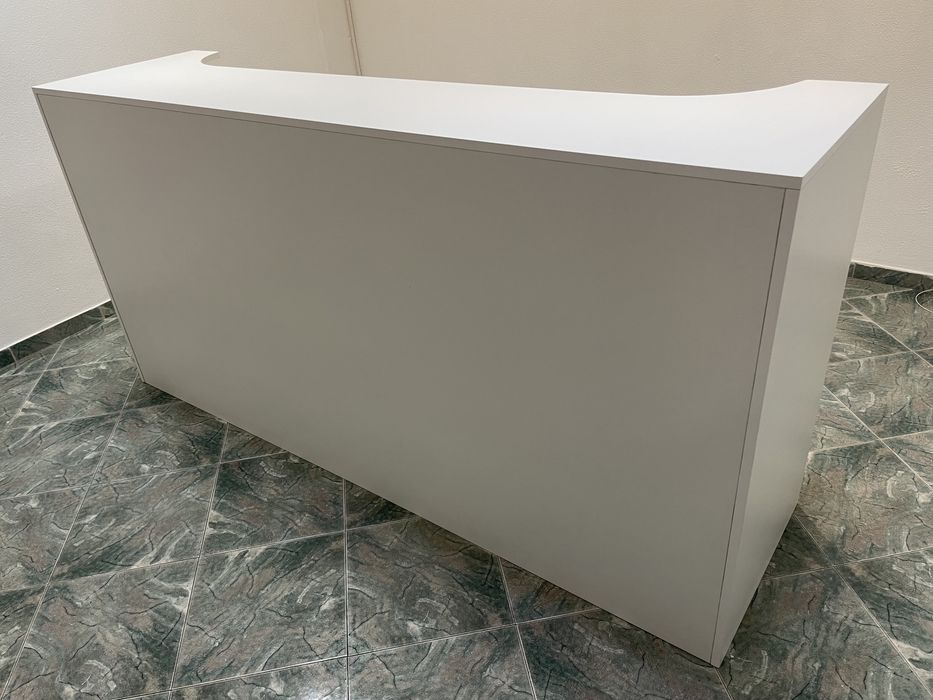 Balcão 225cm x 110cm