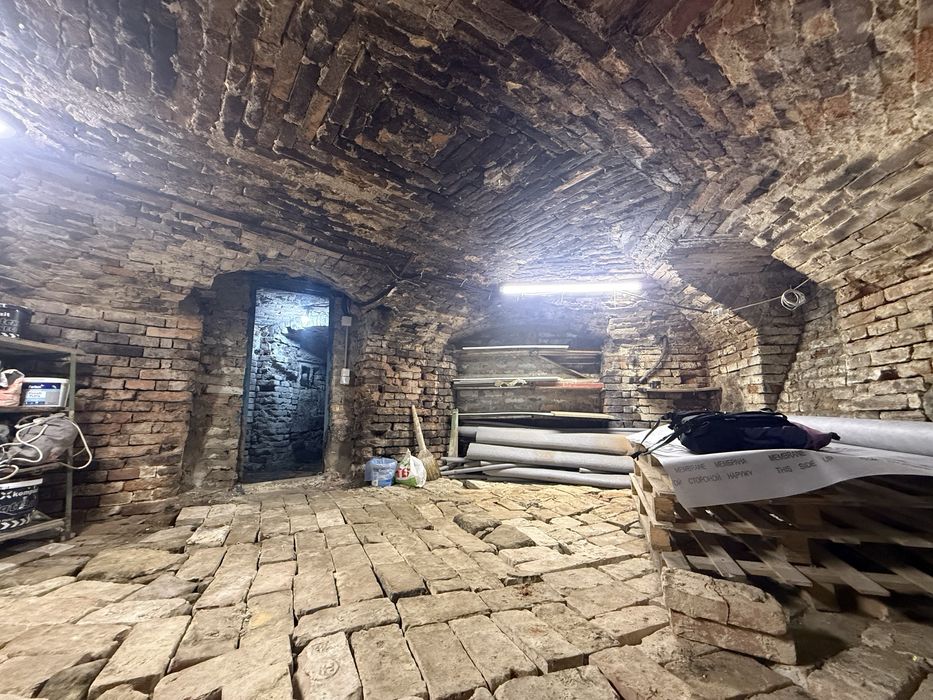 Підаж підвалу вул. Бандери 18,4 м2