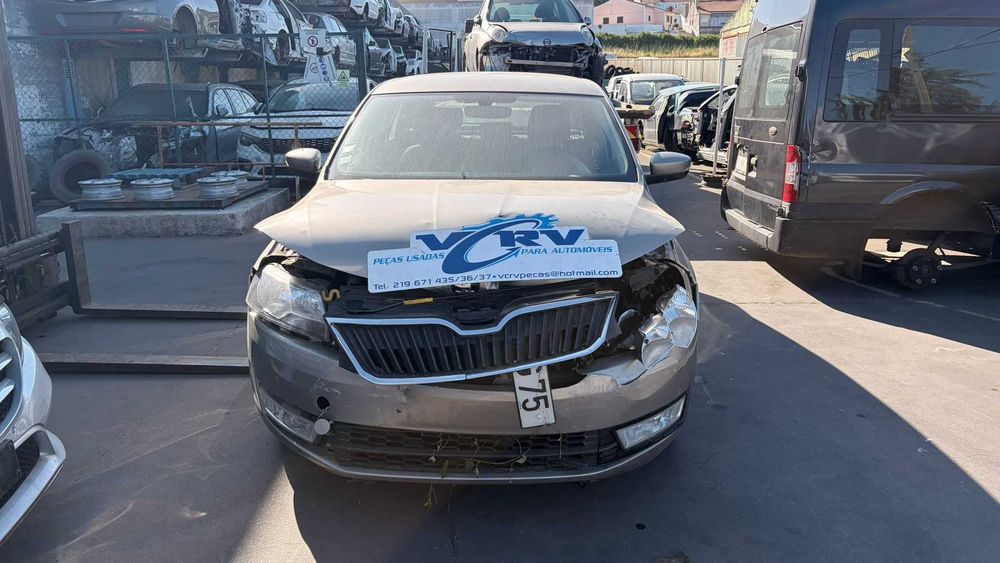 Skoda Rapid SW 1.4 TDI - Viatura para Peças