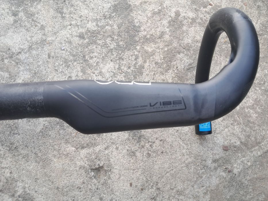 Kierownica Pro Vibe Aero Carbon 40cm