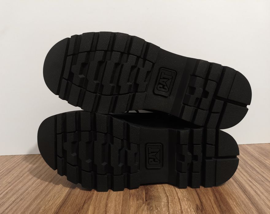 Buty Caterpillar trzewiki młodzieżowe czarne r. 34 21,5 cm