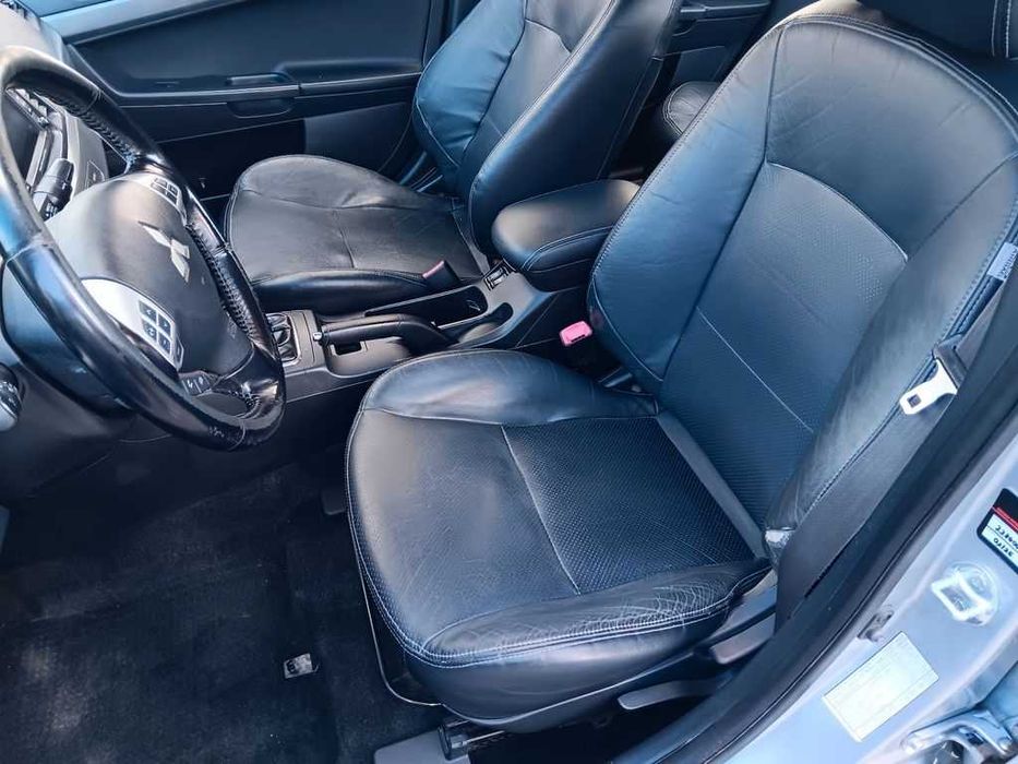 MITSUBISHI LANCER PARA VENDA EM PARTES E PEÇAS
