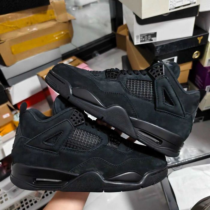 AJ4_Retro_Black_Cat 41