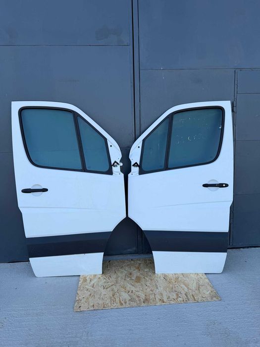 Дверь передня Спринтер 906  Крафтер Sprinter Crafter двері шрот розборка запчастини
