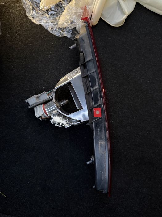 Фара задняя левая в крышку багажника Volvo s90!