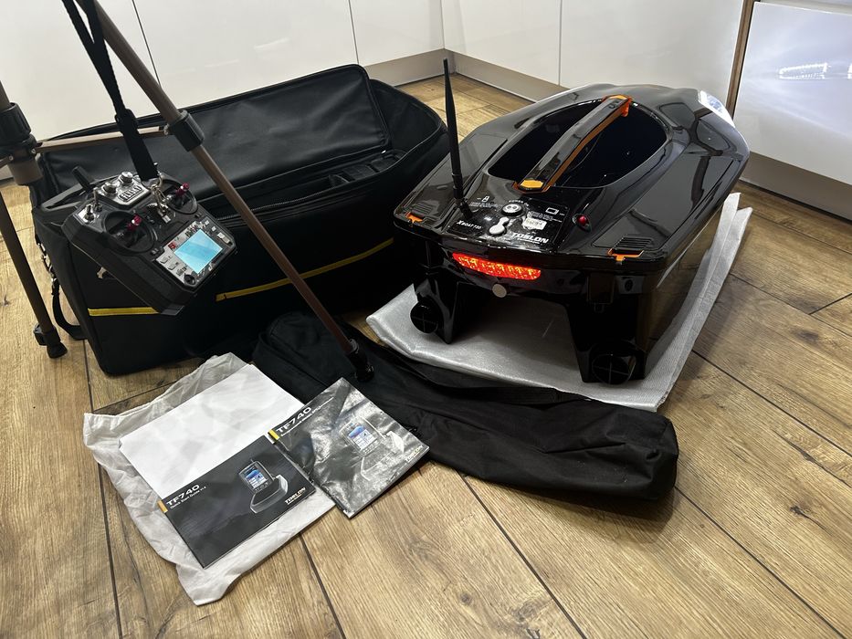 Łódka zanętowa Toslon X-Boat 730 Gen.2 z TF740 - Full Set!