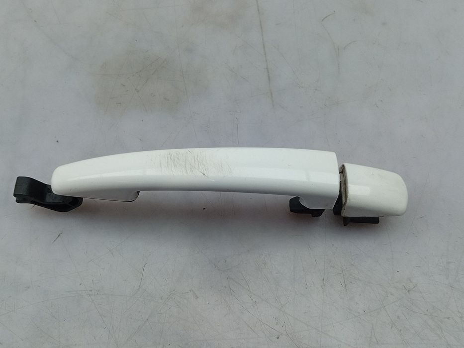 Puxador porta trás esquerdo PEUGEOT 208